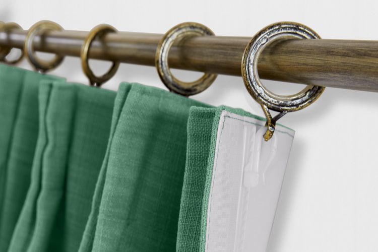 best-quality-curtain-hooks-in-dubai